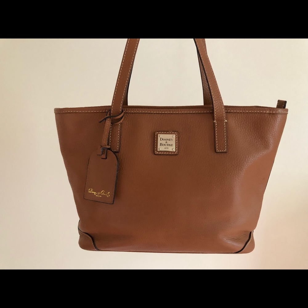 Dooney & Bourke Pebble Grain Bag